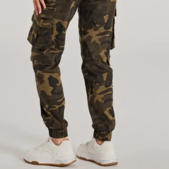 Windsor I Small Camo Cargo Joggers - Picture 2 of 3